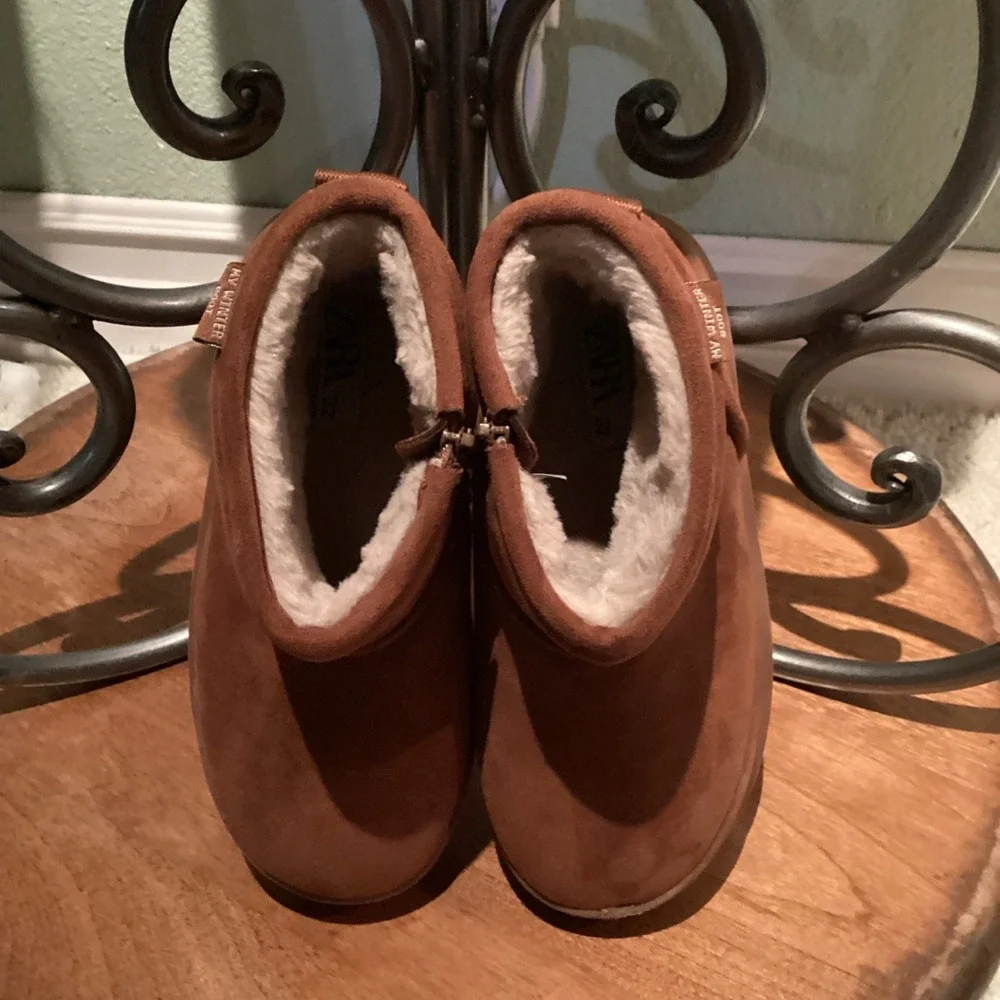 Zara Kids Girls My Winter Boot Size Euro 32 US Sz1 Shearling Boots